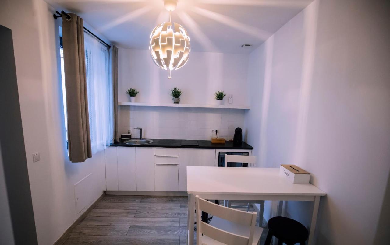 Mani Studio Sibiu Esterno foto
