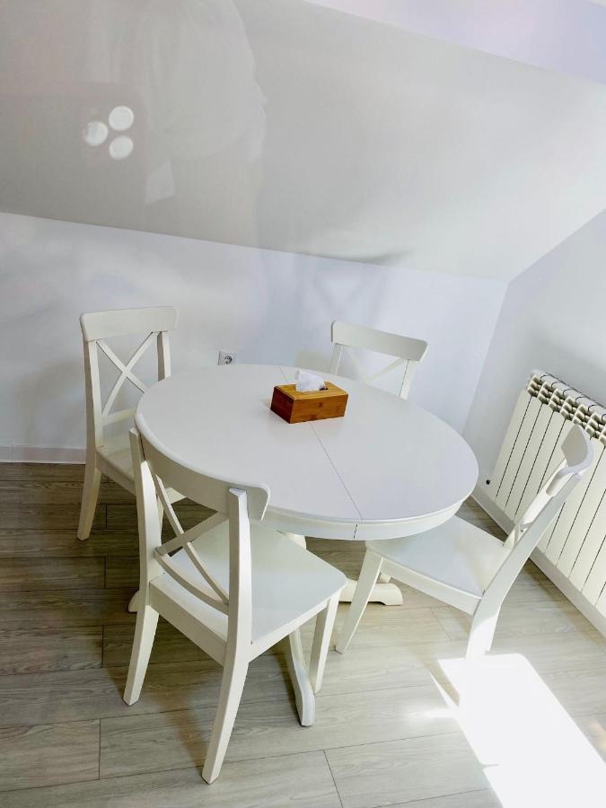 Mani Studio Sibiu Esterno foto